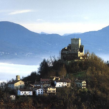 Casavacanzedezza Montecalvo Versiggia Buitenkant foto