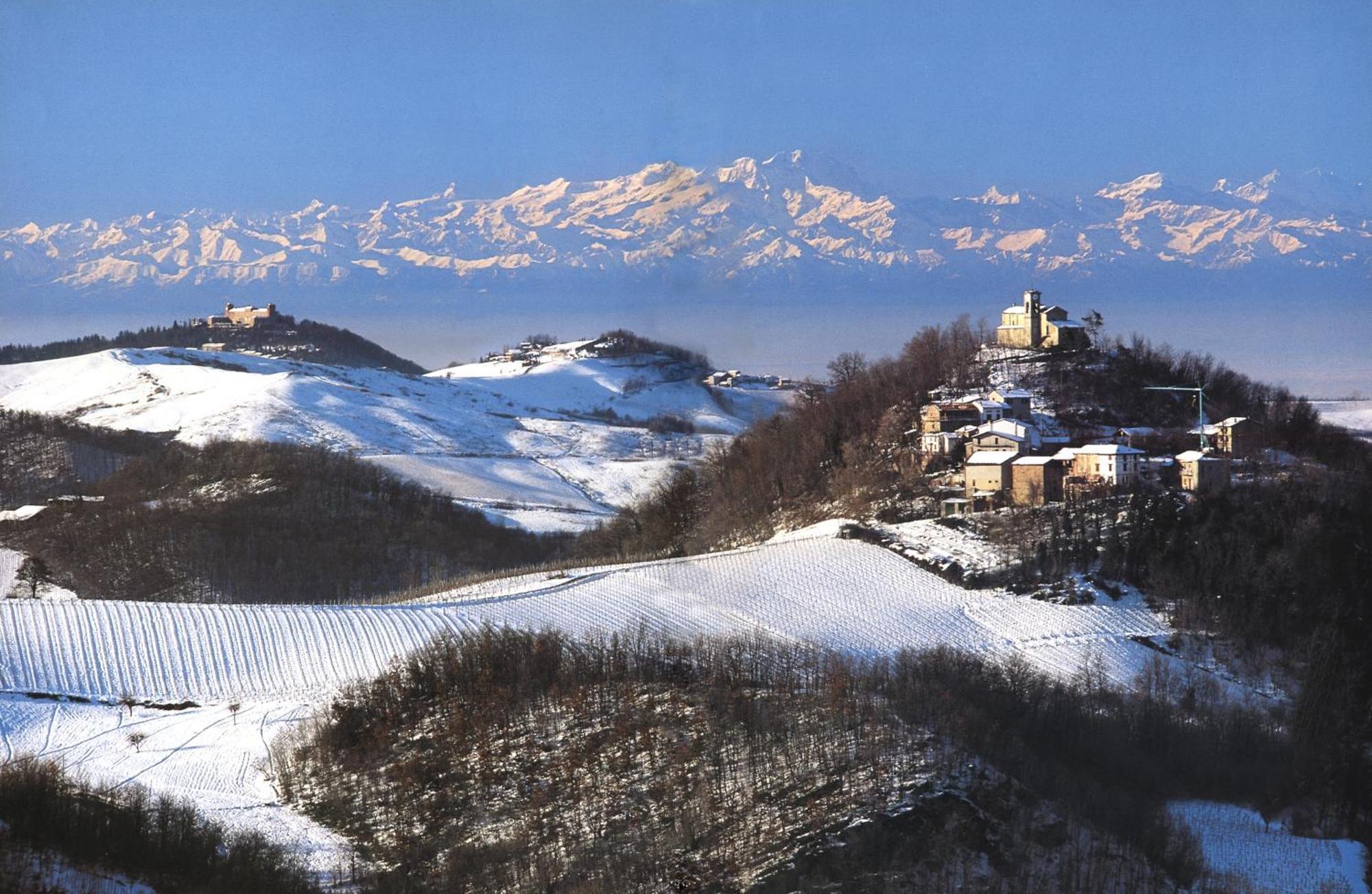 Casavacanzedezza Montecalvo Versiggia Buitenkant foto