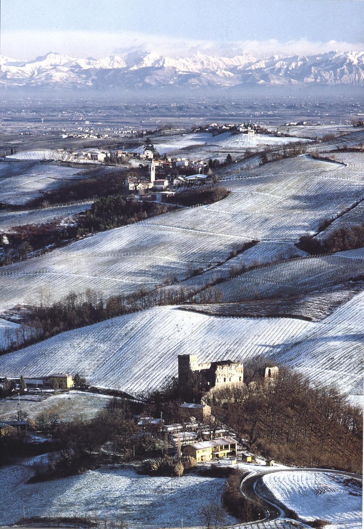 Casavacanzedezza Montecalvo Versiggia Buitenkant foto