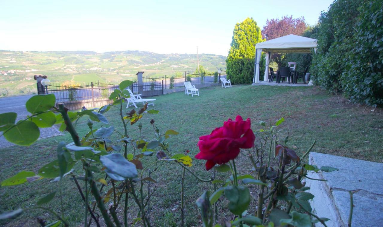 Casavacanzedezza Montecalvo Versiggia Buitenkant foto
