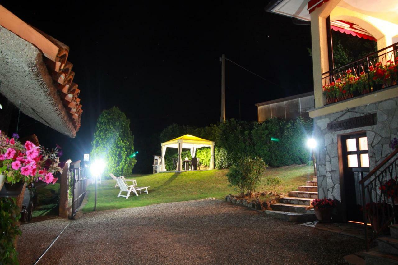 Casavacanzedezza Montecalvo Versiggia Buitenkant foto